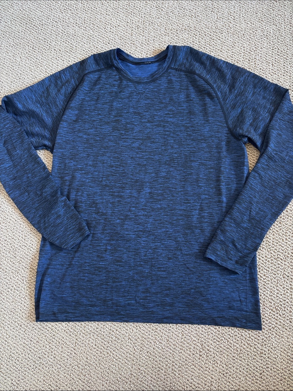 Men's Lululemon Long-Sleeve Performance Crew Neck Shirt - Blue